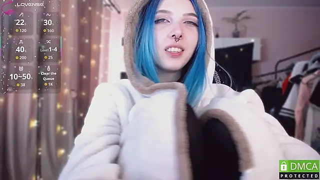 JustMeowGirl's cam snapshot