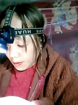 Sara_pusyy's cam snapshot