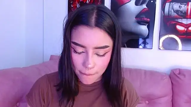 tael_novacs's cam snapshot