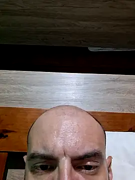 Robsonitj90 live sex cam