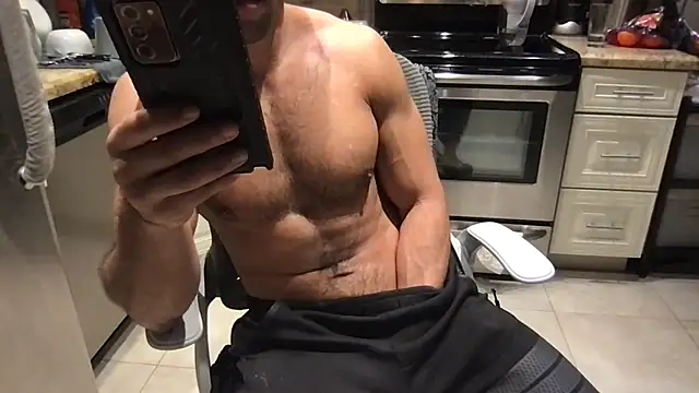 BigGuyMuscle live sex cam