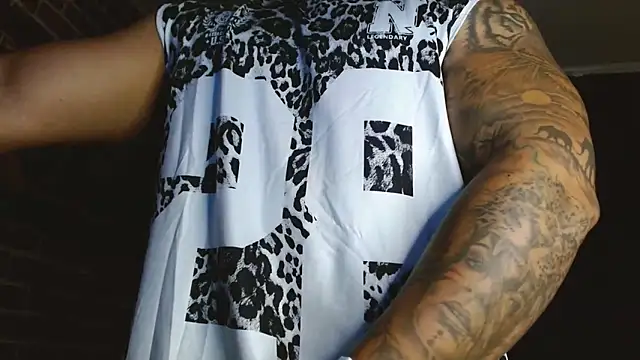 jordan_bigcock_ live sex cam