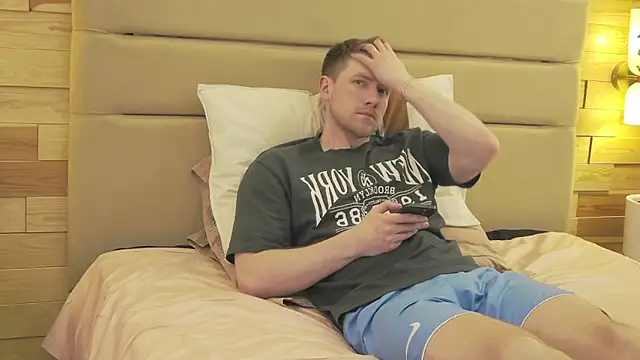 EthanPinkman live sex cam