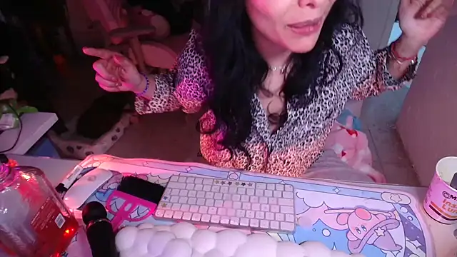 kaithra's cam snapshot