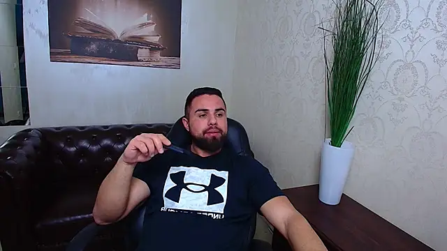 HayesWood live sex cam