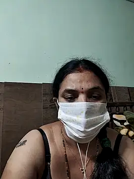 bhavyasri_55's cam snapshot