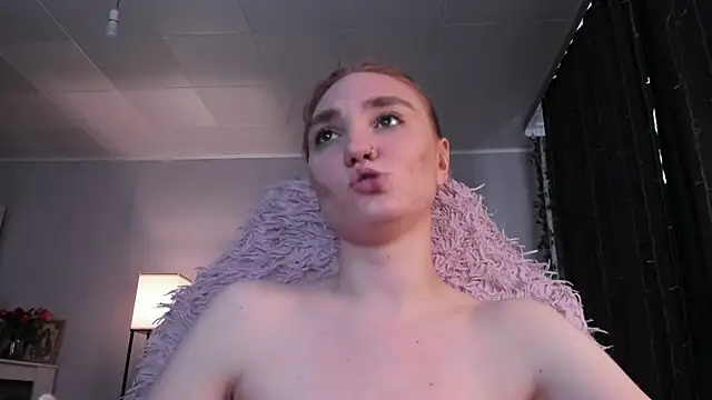 ReddHotPipper's cam snapshot