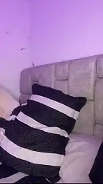 AnnyLopezzz_'s cam snapshot