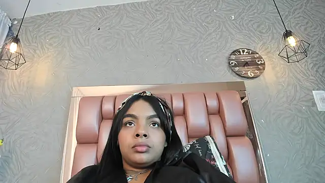 KOURTNEY--'s cam snapshot