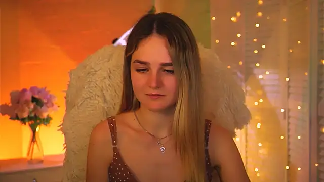 DeboraLarson's cam snapshot