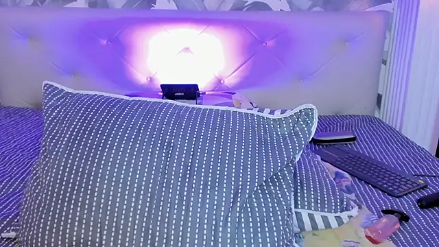 Sami_Evanns's cam snapshot