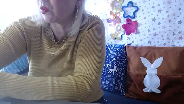 QueenLana's cam snapshot