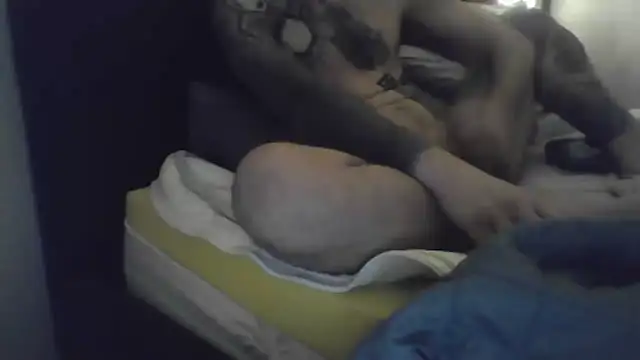 Damn_bro23 live sex cam