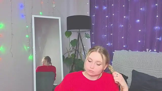 Sweet_M1la's cam snapshot