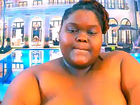 EbonyHotBuns's cam snapshot