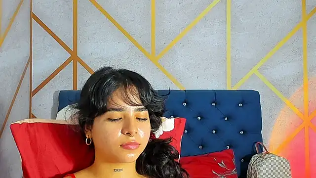 _vaiolet_owo's cam snapshot