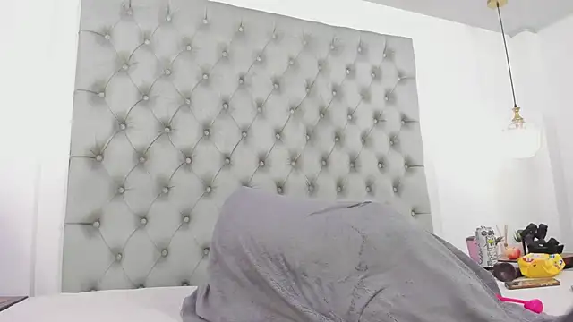 anette_cooper's cam snapshot