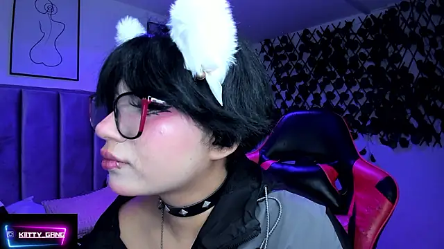 Kitty_Gang's cam snapshot