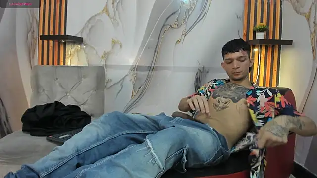 Straight_Guy22's cam snapshot