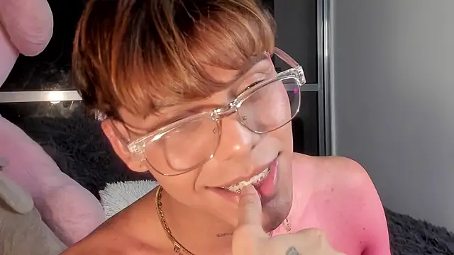 Visael_Xavier's cam snapshot