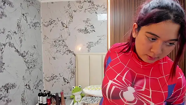 MADISON_ROWAN1's cam snapshot