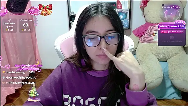 Maggie_Fox3's cam snapshot