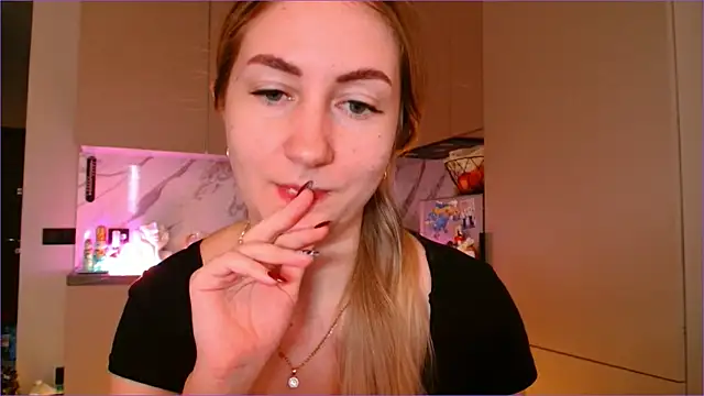 BluueSilk's cam snapshot