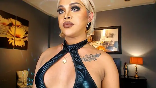 MarryQueen22's cam snapshot