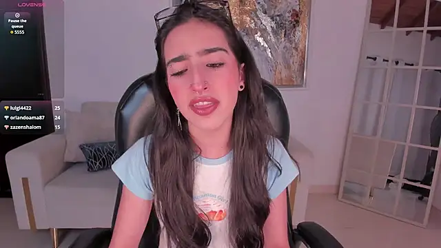 LarisaSmirnov's cam snapshot