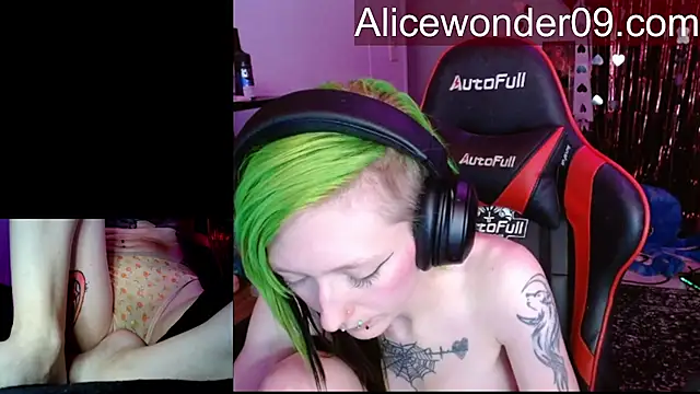 alicewonder09's cam snapshot