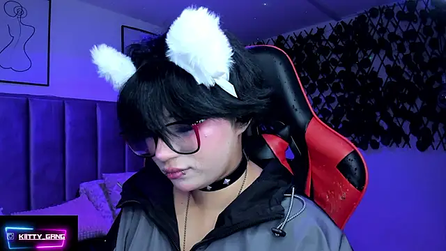 Kitty_Gang's cam snapshot