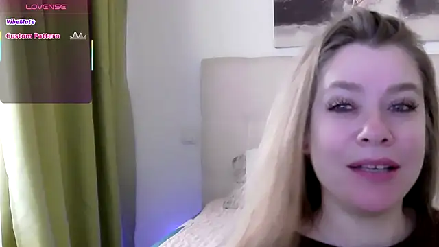 PetersEmily live sex cam