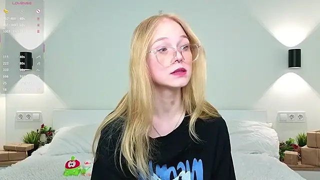 GhisllaineWestler's cam snapshot