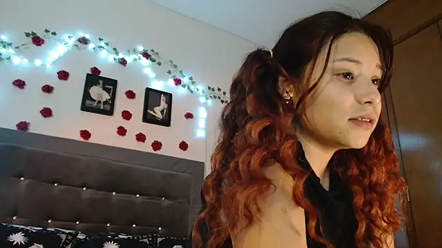 3littleschoolteens's cam snapshot