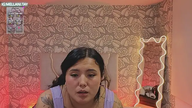 Mellani_tay live sex cam