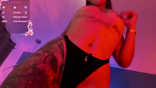 Megan_inked's cam snapshot