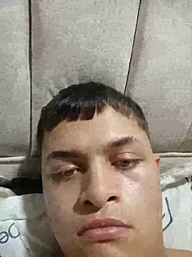 Andres_medi32 live sex cam