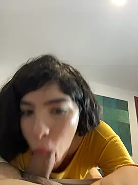 dani_bela's cam snapshot