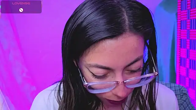 Miranda_sexlove_'s cam snapshot