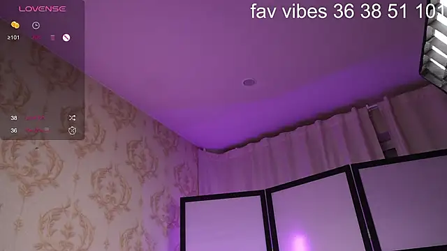 Alice_Goth's cam snapshot