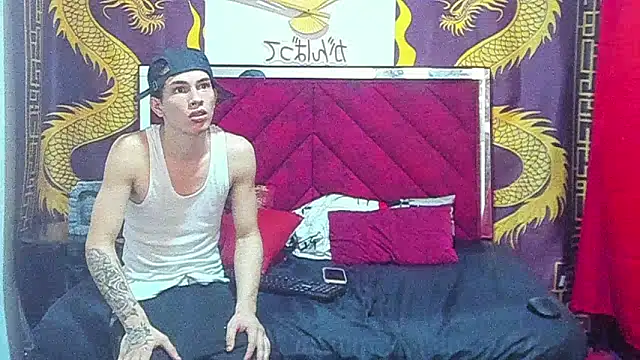 Pride_couple live sex cam