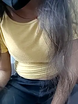 Ruhi_07's cam snapshot