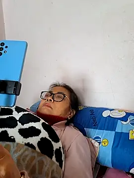 Hotestlove's cam snapshot