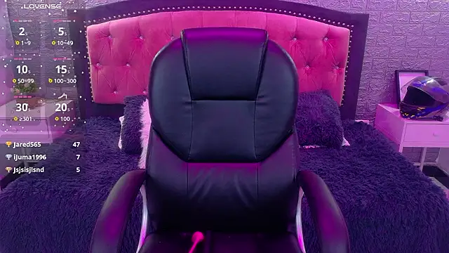 Natalie_loffreda's cam snapshot