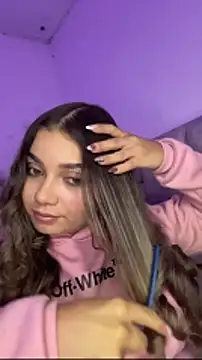 AnnyLopezzz_'s cam snapshot