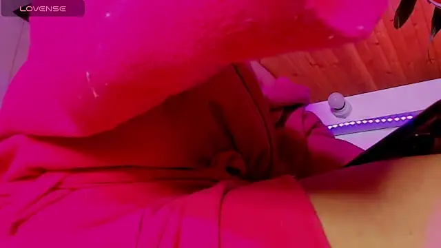 _asscutebig_'s cam snapshot