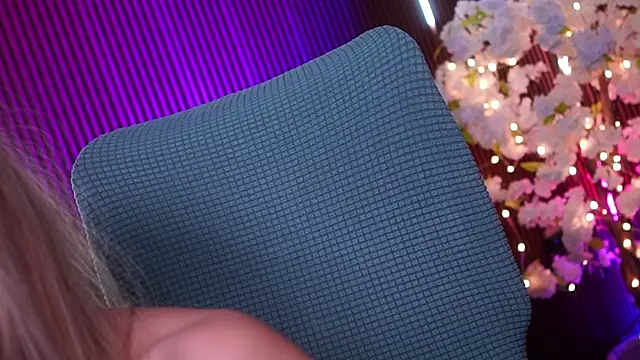 xxforyoureyesonlyxx live sex cam