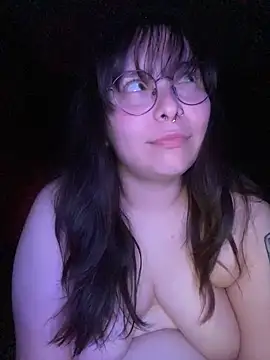 Solo_yoss live sex cam