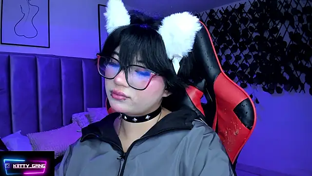 Kitty_Gang's cam snapshot