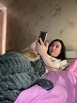 Naughtbaby_2025's cam snapshot